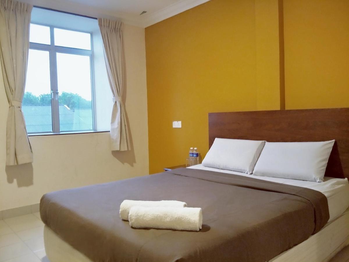 Tropicana Hotel جيماس المظهر الخارجي الصورة