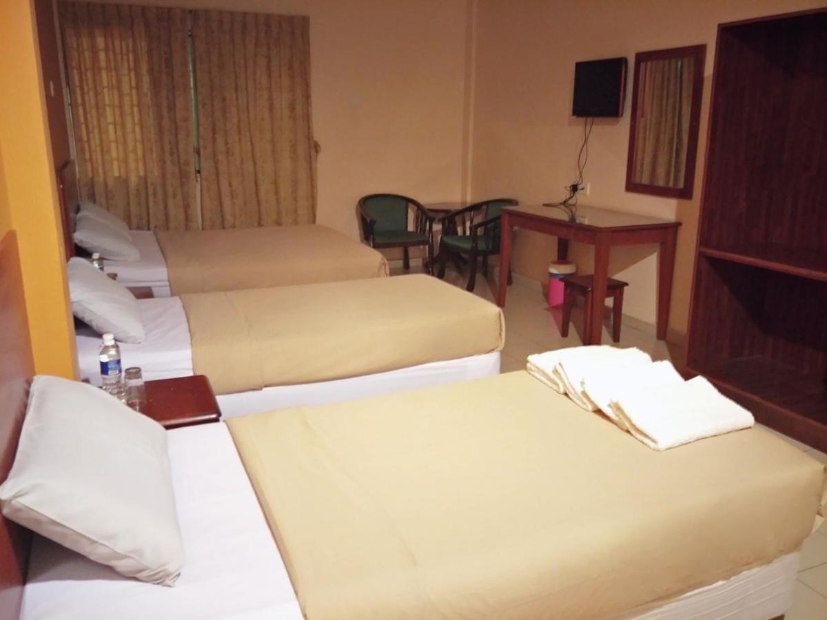 Tropicana Hotel جيماس المظهر الخارجي الصورة